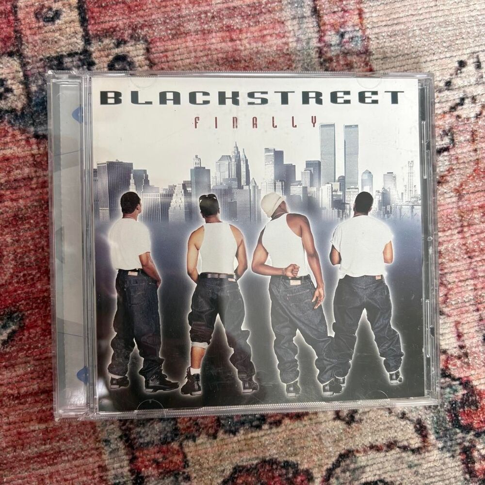 Lululemon Cds-and-vinyl